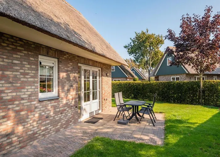 Pleasant Near Sea And 度假居 *